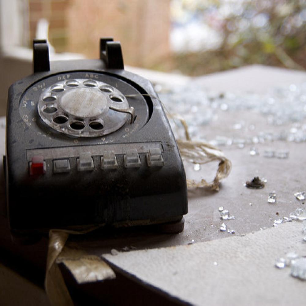 Broken telephone